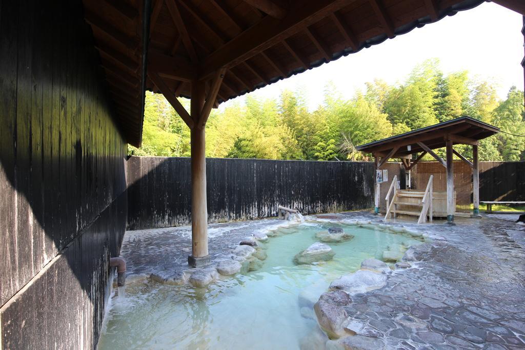 Yamaga Onsen Kazenosato Hotel Kitsuki Esterno foto