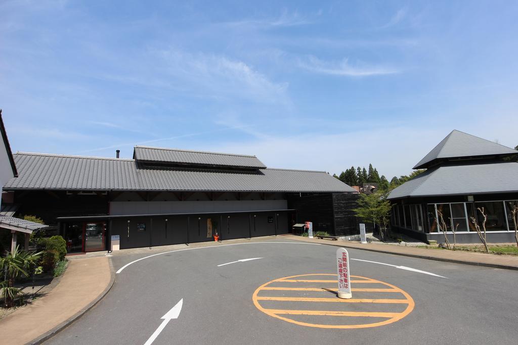 Yamaga Onsen Kazenosato Hotel Kitsuki Esterno foto